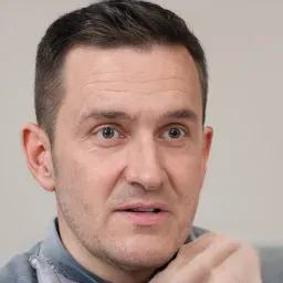 Avatar người dùng Hoàng Phú